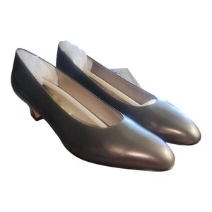 Salvadore Ferragamo VintageMetal Pewter Women's Block Heel Leather  Pump 7.5 NIB